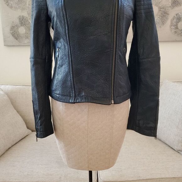 Cupcakes & Cashmere 100% Leather Shirley Moto Jacket size Small in Black - Picture 5 of 15